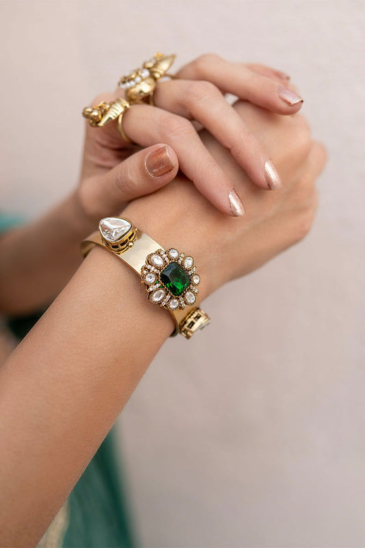 Emerald Green Zircon Stones Bracelet - Mayrake.in