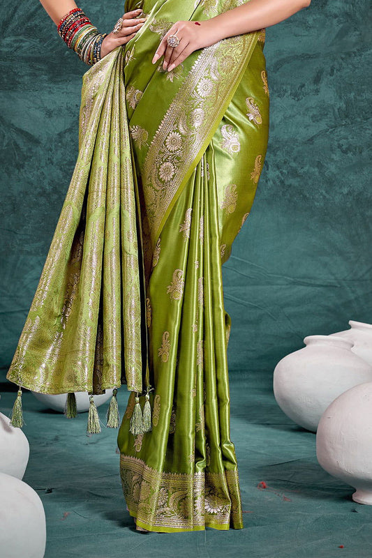Mehendi Green Banarasi Satin Silk Rich Pallu Saree with Silver Zari Weaving Detailing - Mayrake.in