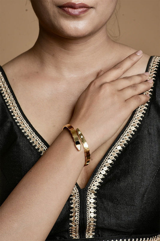 Premium Metallic Adjustable Black and White Patch Bracelets - Mayrake.in