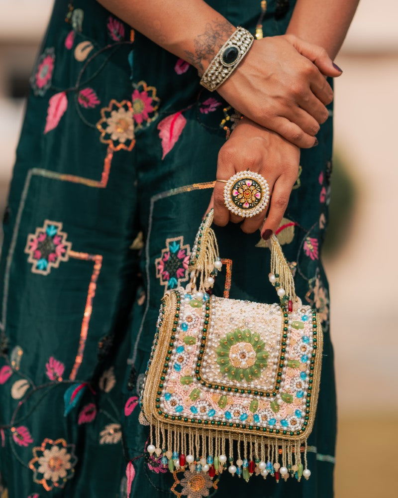 Antique Blue Stone Kundan Bracelet - Mayrake.in