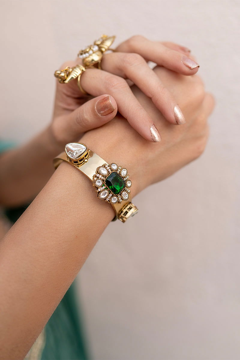 Emerald Green Zircon Stones Bracelet - Mayrake.in