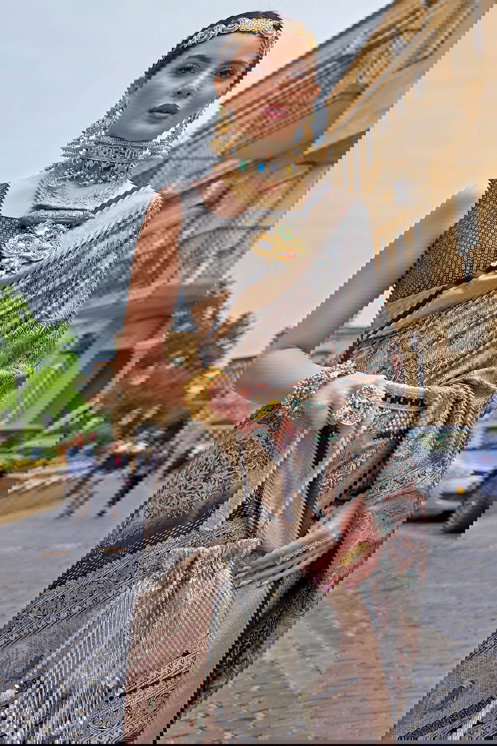 Grey Raw Silk Saree with Floral Motifs - Mayrake.in