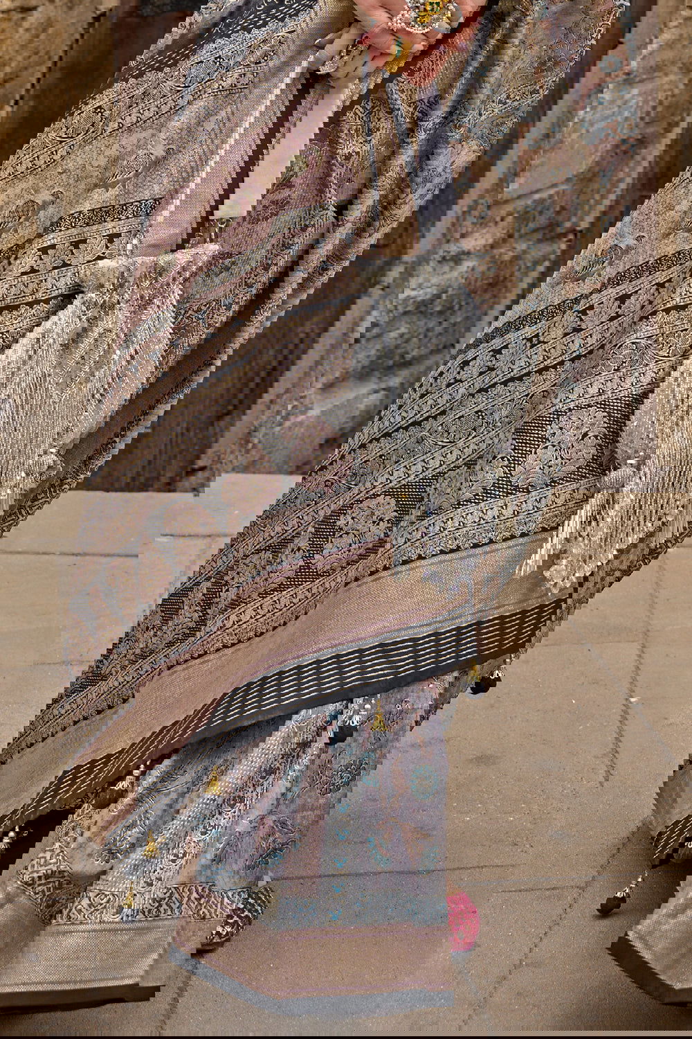 Grey Raw Silk Saree with Floral Motifs - Mayrake.in