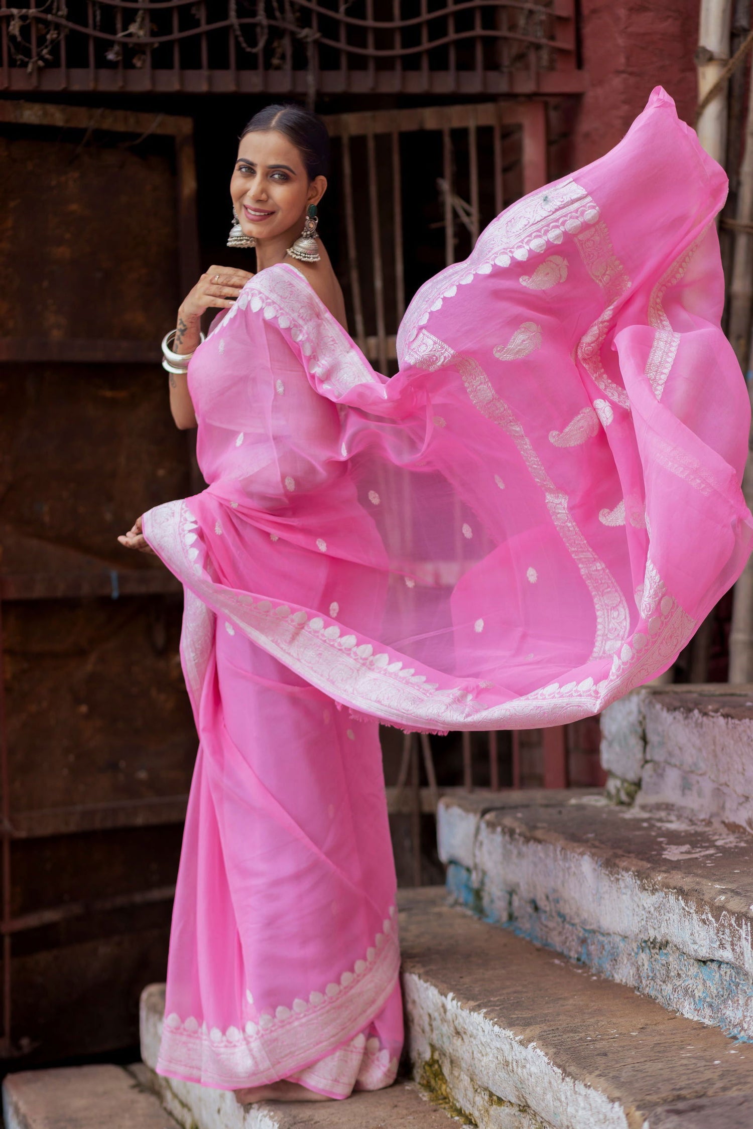 Handloom Baby Pink Pure Khadi Chiffon Banarasi Saree - Mayrake.in