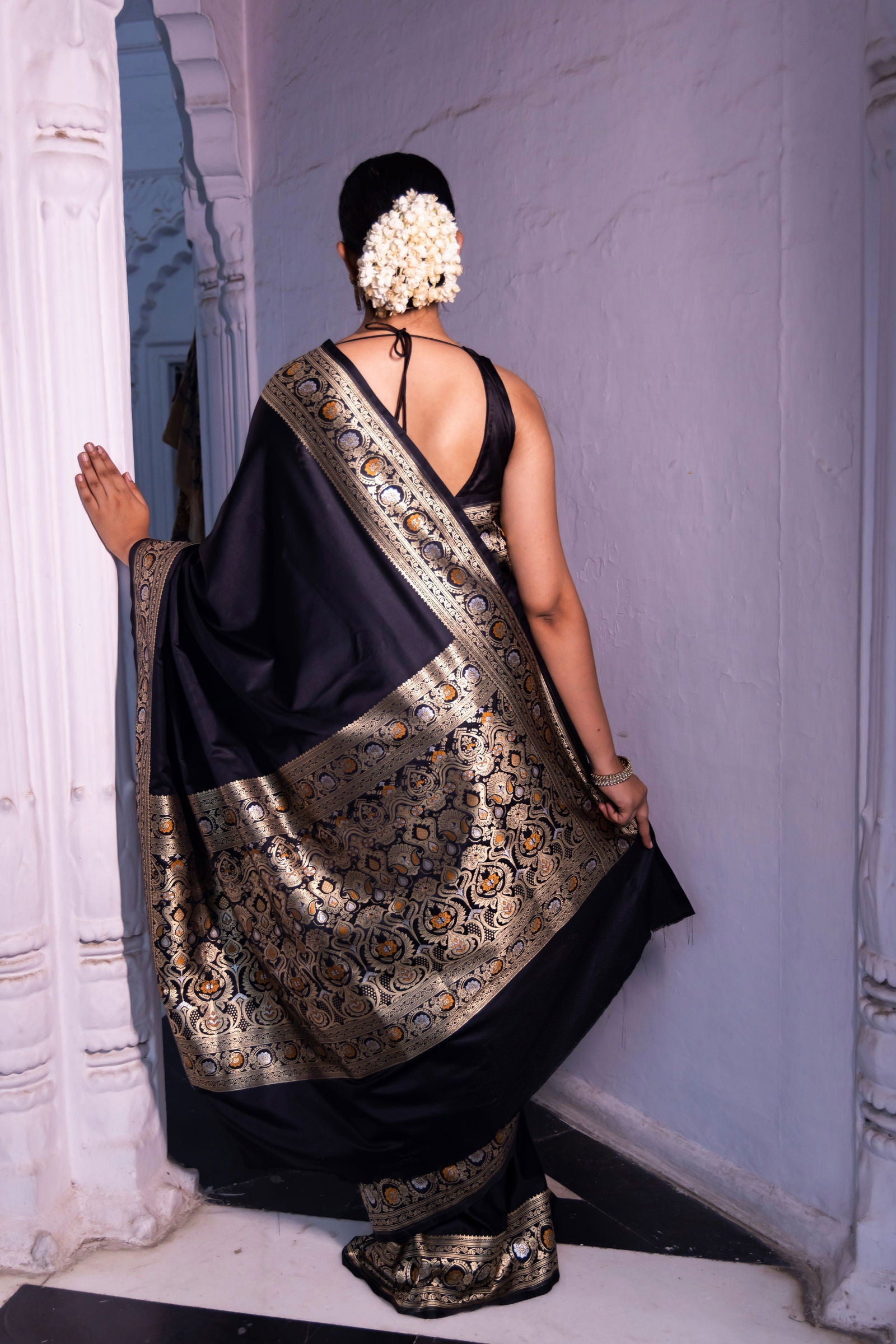 Handloom Black Mashru Satin Silk Banarasi saree - Mayrake.in
