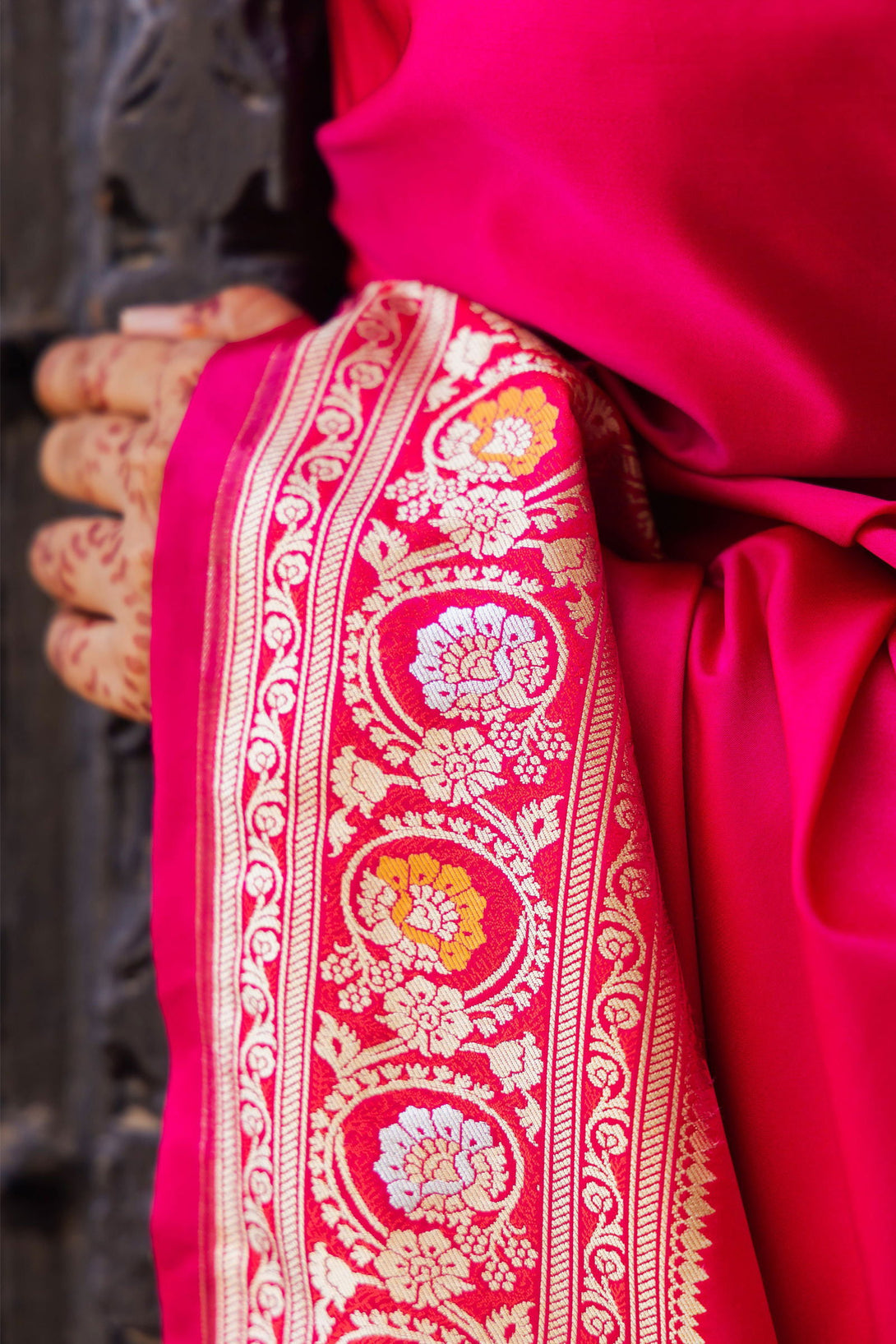 Handloom Fuchsia Pink Mashru Satin Silk Banarasi Saree - Mayrake.in