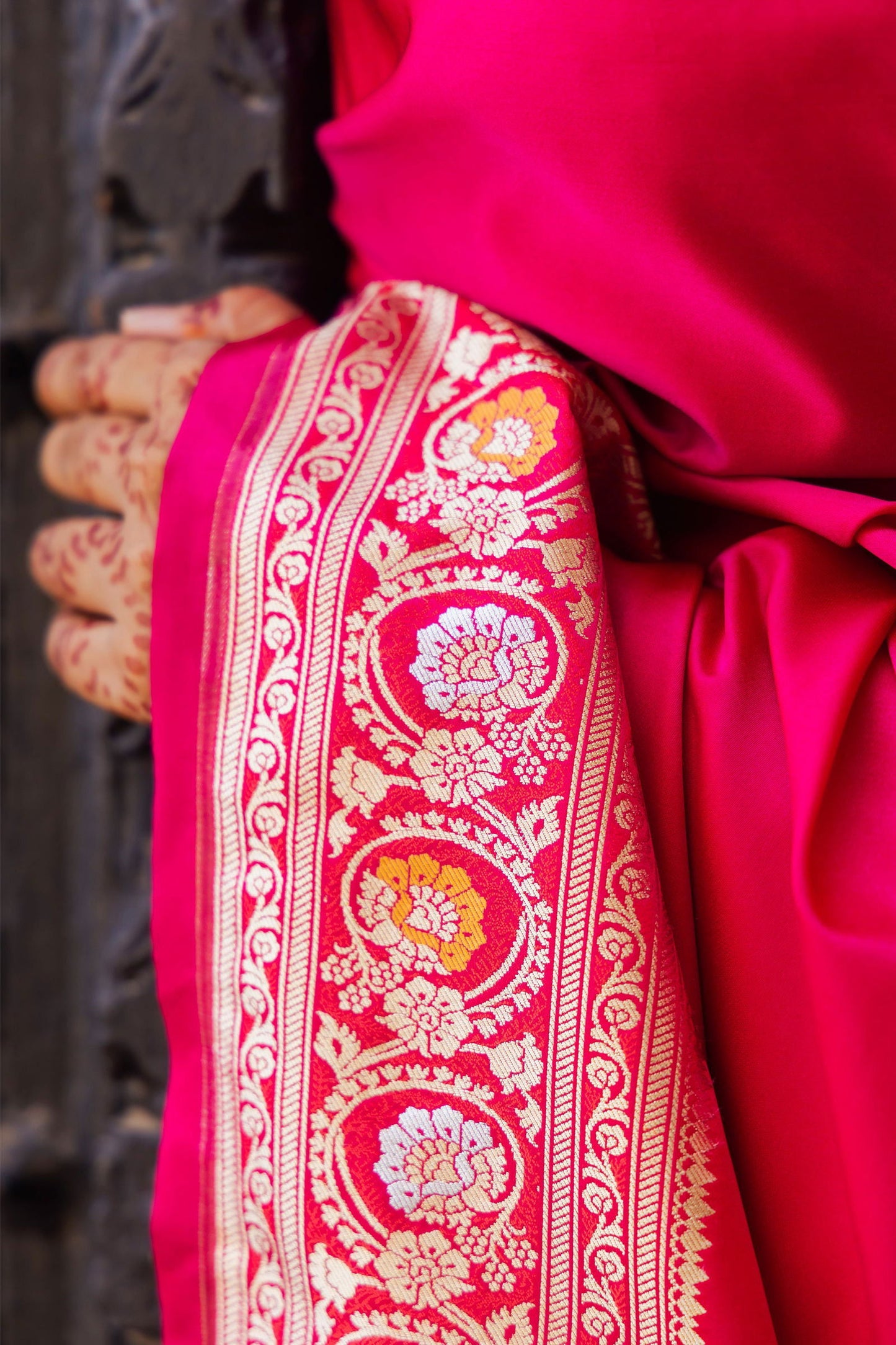 Handloom Fuchsia Pink Mashru Satin Silk Banarasi Saree - Mayrake.in