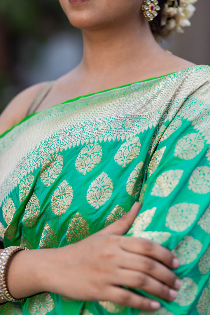 Handloom Green Pure Katan  Silk Banarsi Saree - Mayrake