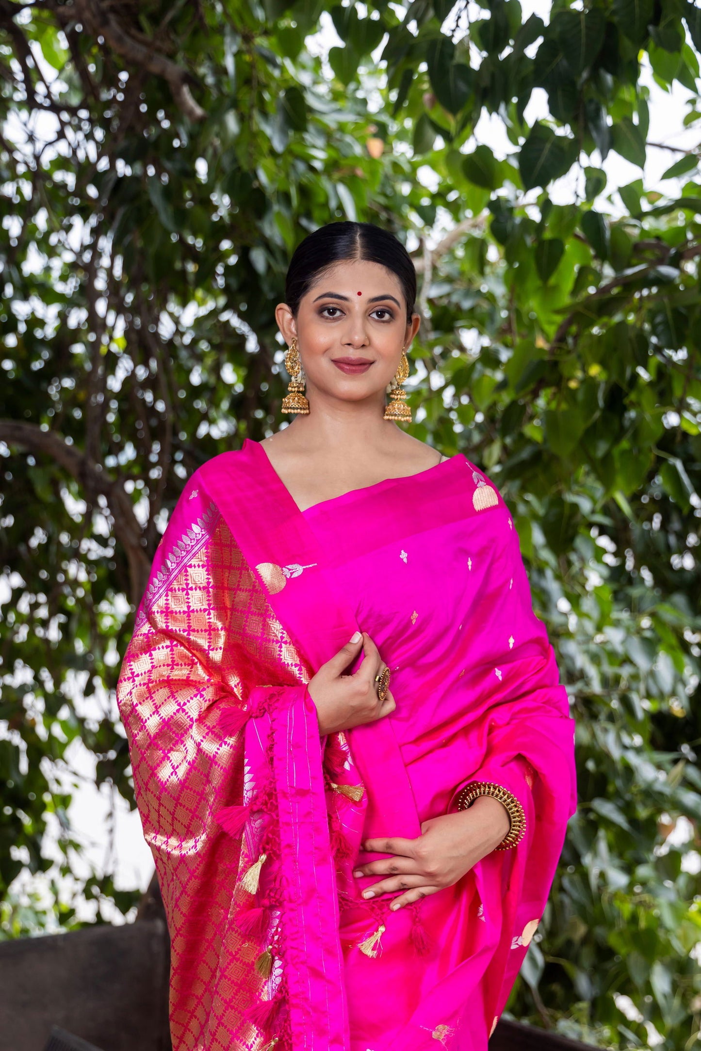 Handloom Hot Pink Pure Katan Silk Banarasi Saree - Mayrake.in