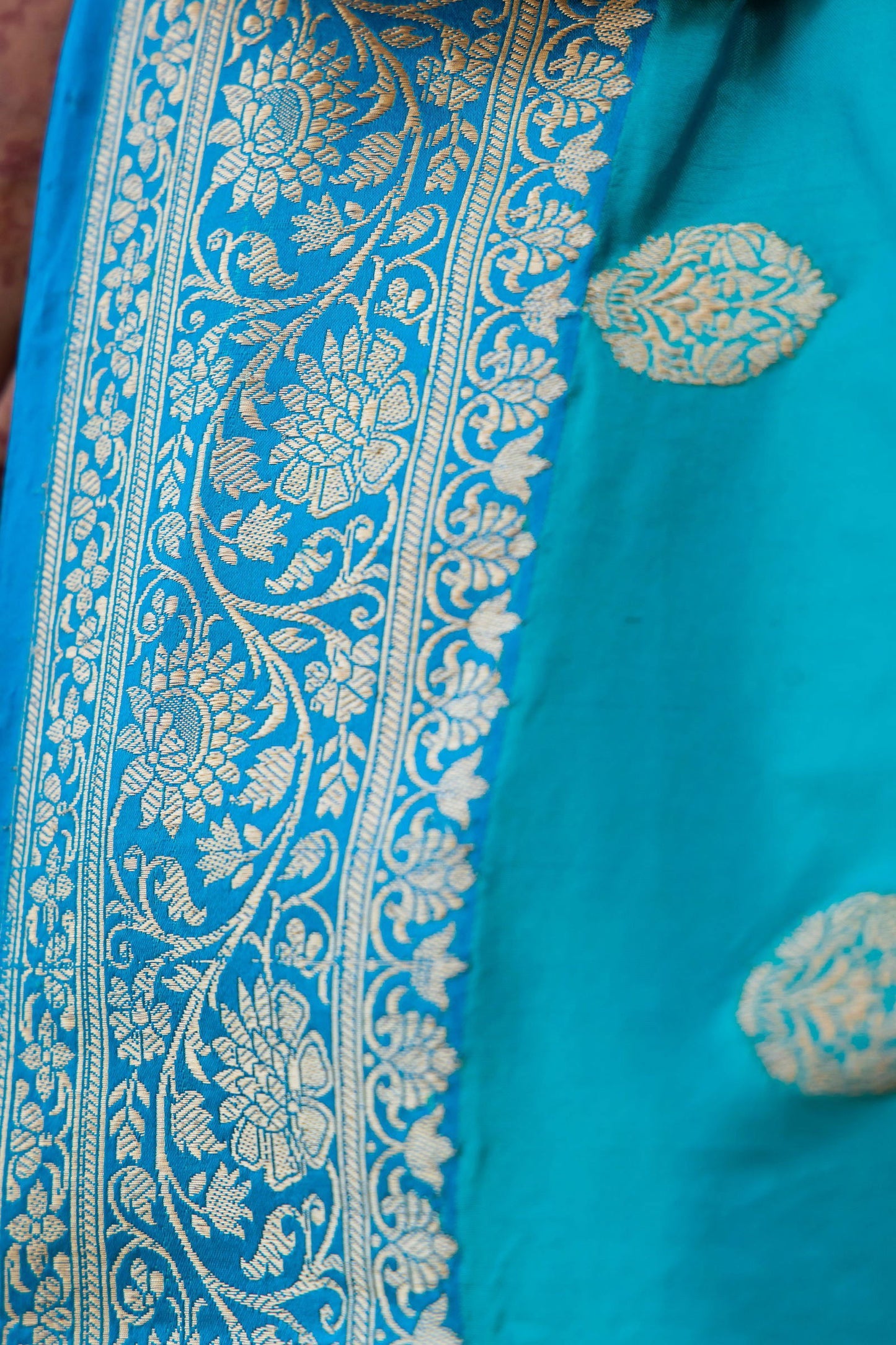 Handloom Light Sky Blue Pure Katan Silk Banarasi Saree - Mayrake.in