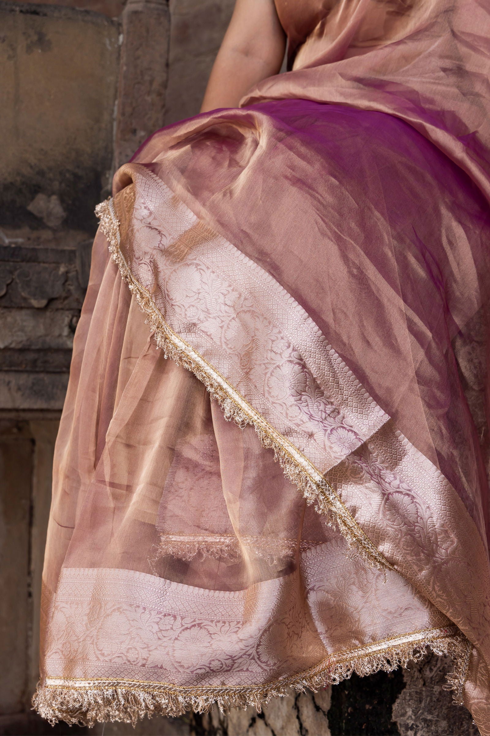 Handloom Maroon Pure Katan Tissue Silk Banarasi Saree - Mayrake.in