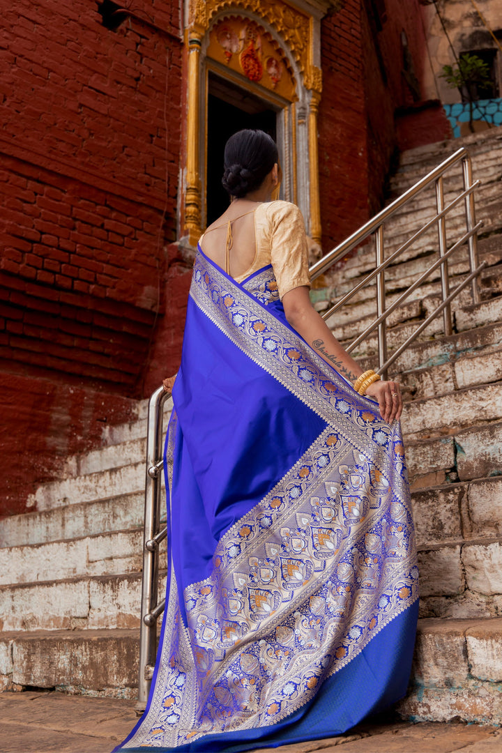 Handloom Navy Blue Mashru Satin Silk kadhwa Banarsi saree - Mayrake