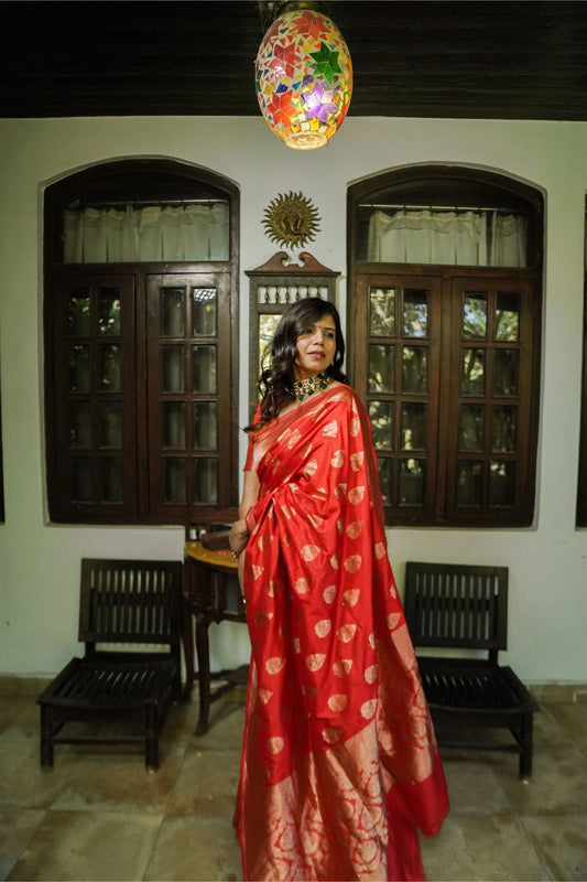 Handloom Red Pure Katan Silk Banarasi Saree - Mayrake.in