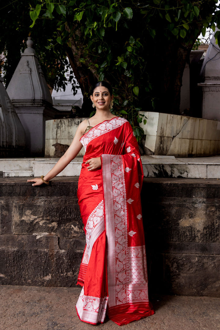Handloom  Red  Pure Katan  Silk Banarsi Saree - Mayrake