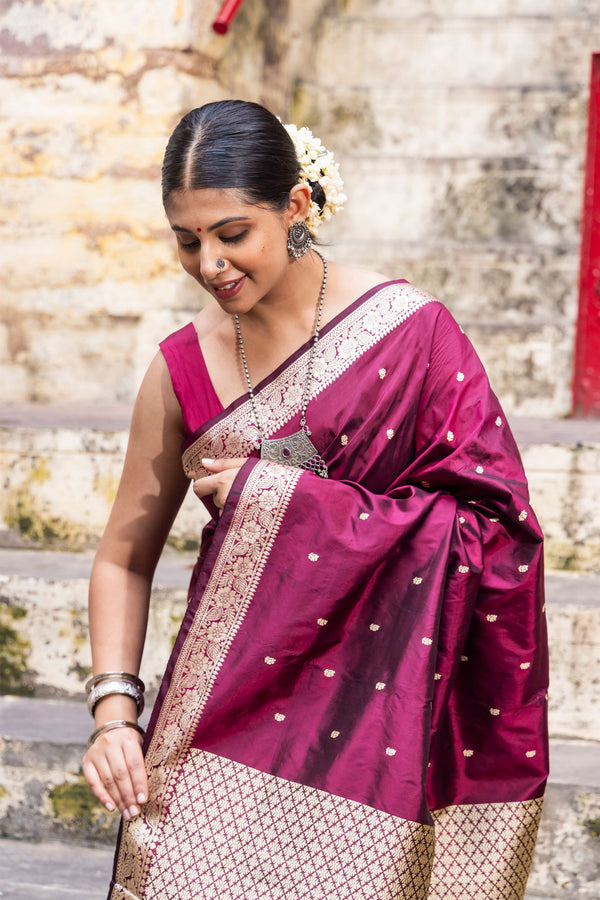 Handloom Wine Red Pure Katan Silk Banarsi Sare - Mayrake