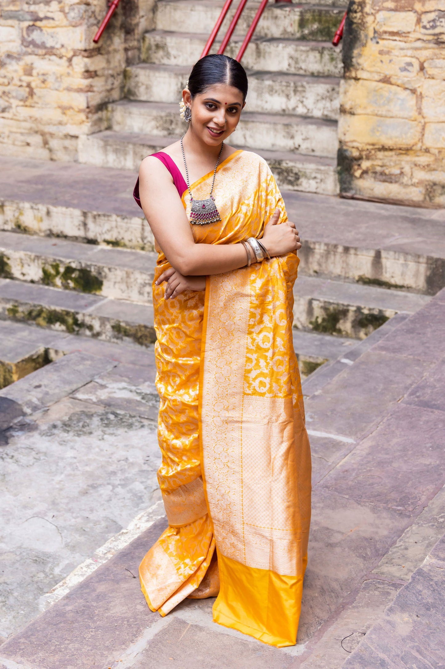 Handloom Yellow Pure Katan Silk Banarasi Saree - Mayrake.in