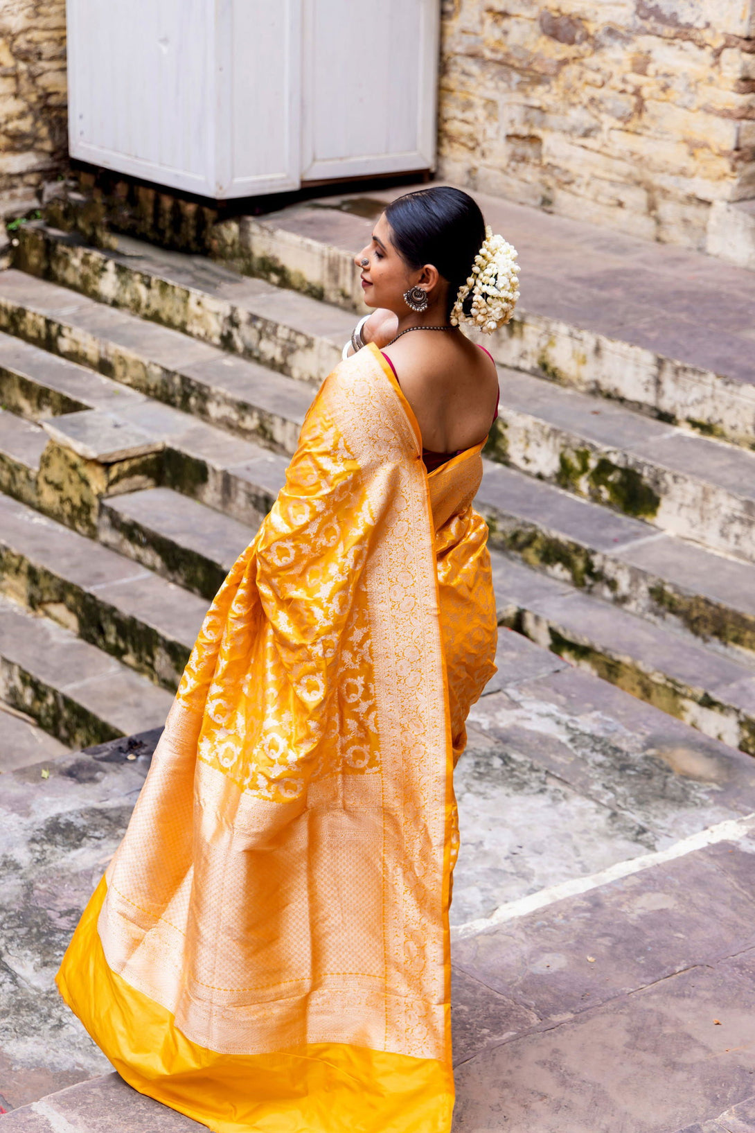 Handloom Yellow Pure Katan Silk Banarasi Saree - Mayrake.in