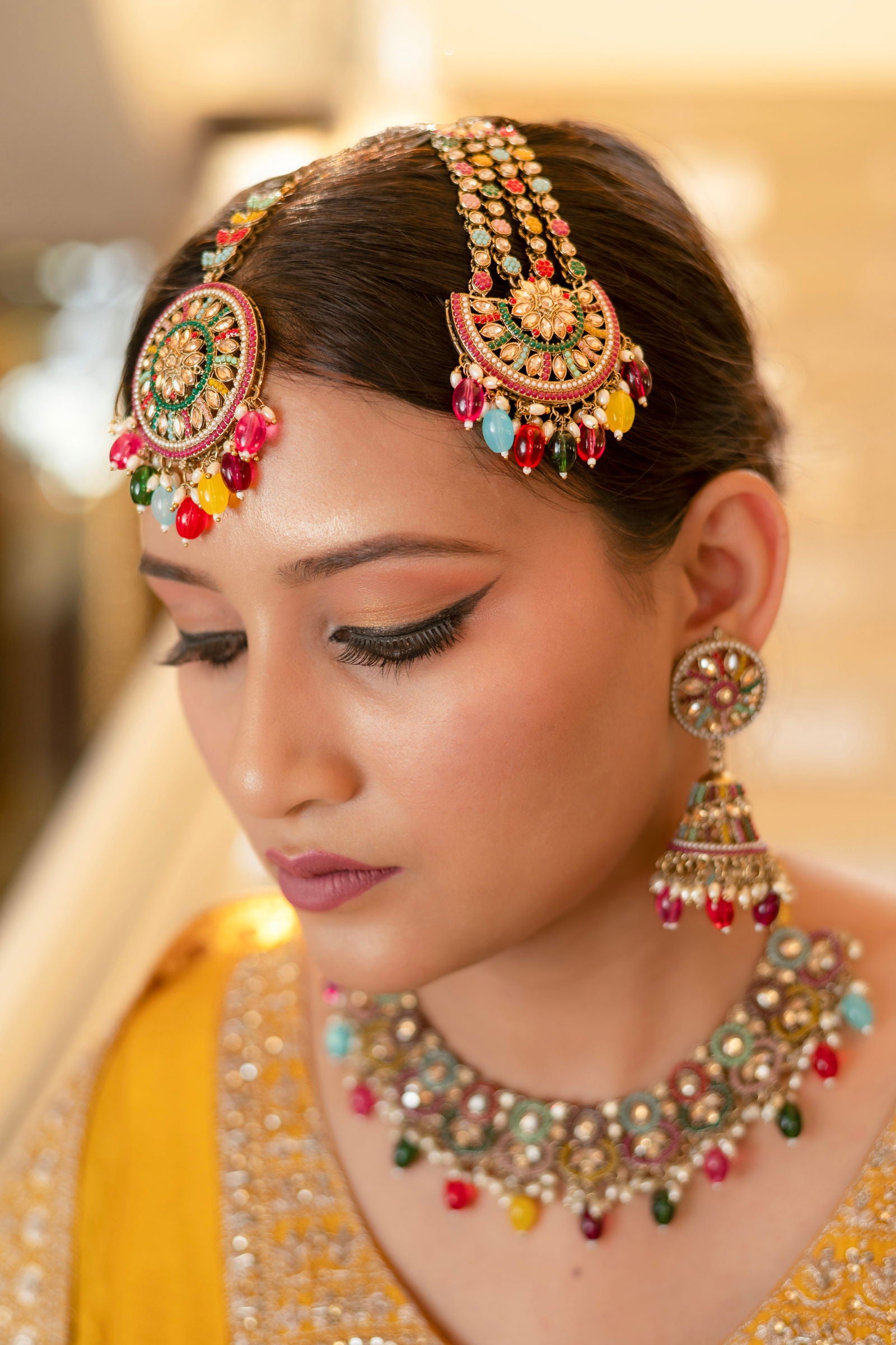 Multi Color Necklace Set With Maang Tikka And Passa - Mayrake.in