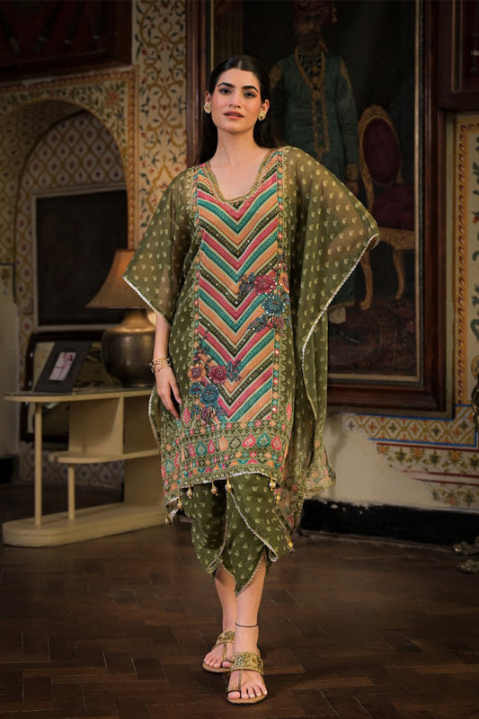 Mehndi Green Georgette Dhoti-Pattern Cord Set Suit with Zari Work