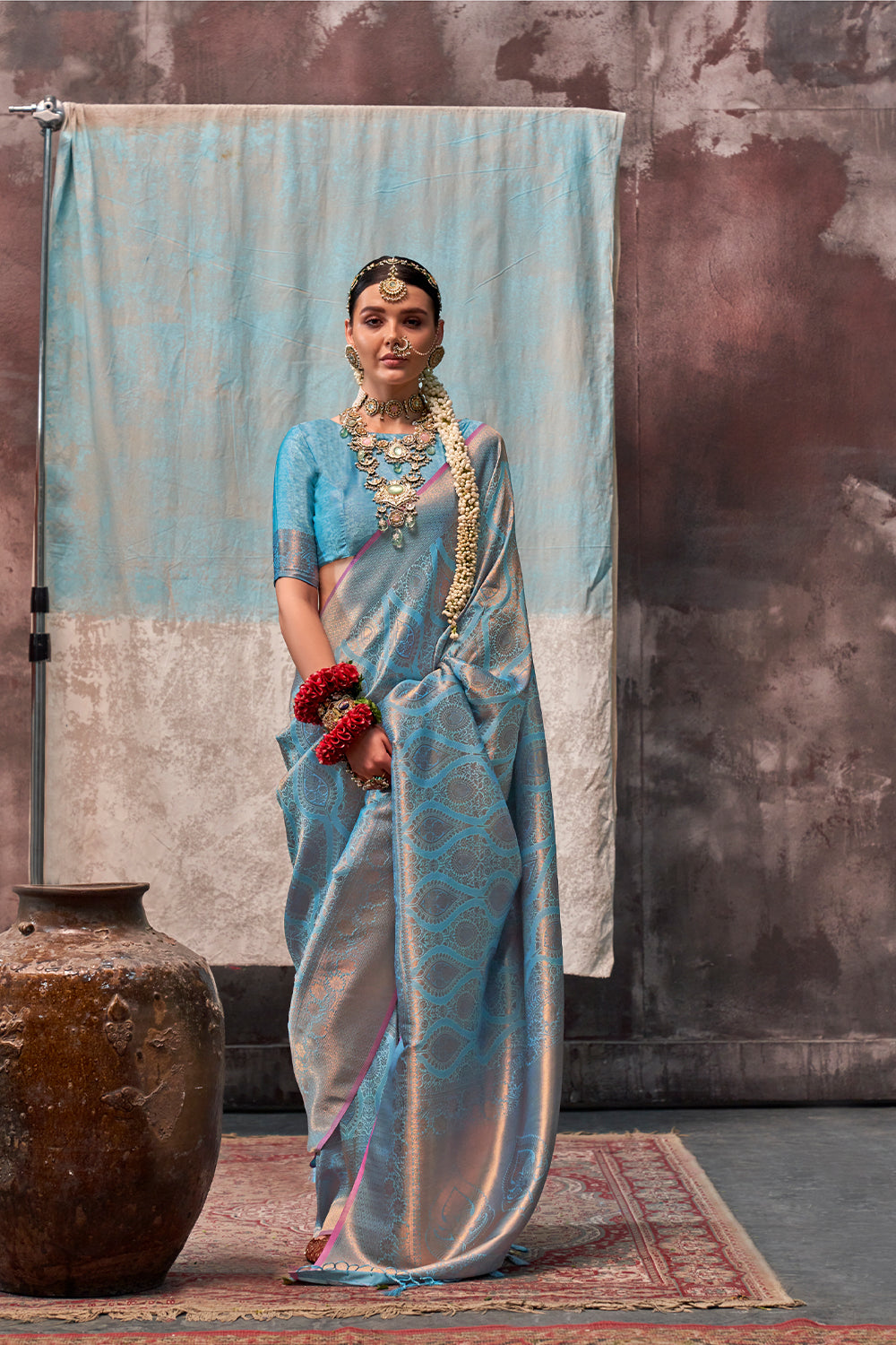 Two-Tone Blue Weaving Silk Saree with Contrast Selvage Border