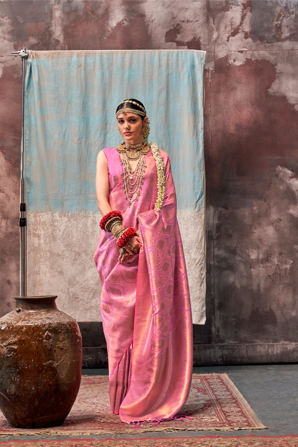 Two-Tone Baby Pink Weaving Silk Saree with Contrast Selvage Border